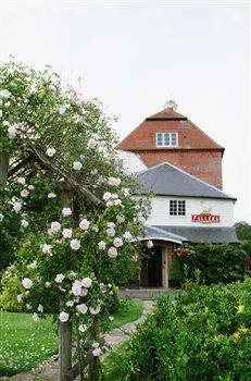 Merigold's Wedding report -very Flash heavy