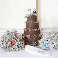 Re: M&S wedding cake? *flash*