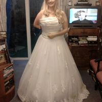 HELP - Jewellery inspiration needed! flash of dress....