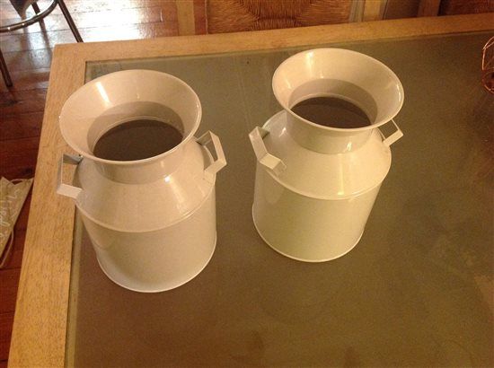 Lots of lovely wedding bits for sale. Collection from South London or postage possible on some items