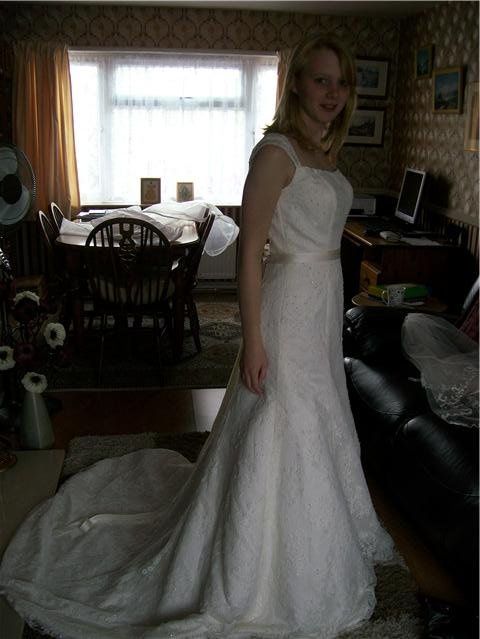 dress pics (pictures added again)