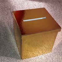 Sweet Buffet, gold glitter themed items, jewellery & craft items