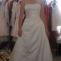 Who wants to see my dress?