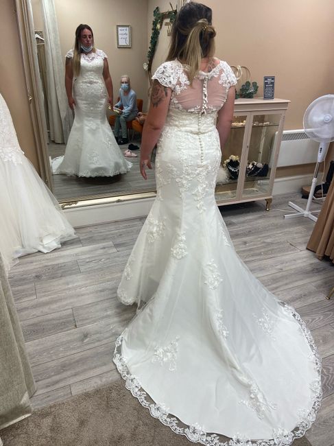 Which dress is my dress?! 3