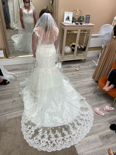 Which dress is my dress?! 7