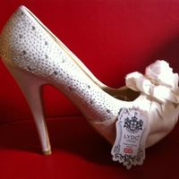 Re: FLASH ME YOUR SHOES!!!
