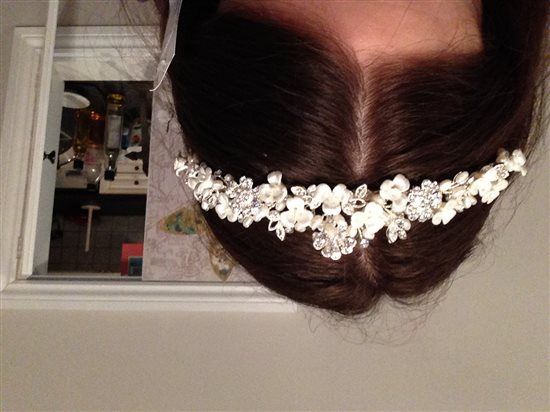 Beautiful tiara for sale in box and with tag