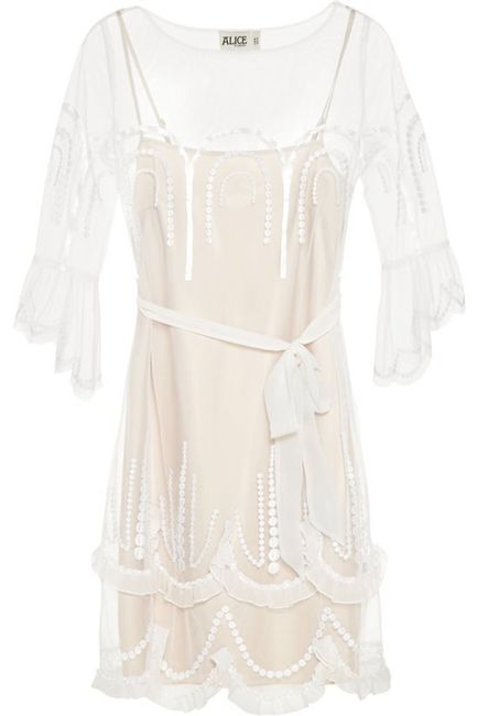 Re: Anyone else want an on trend and modern wedding dress?