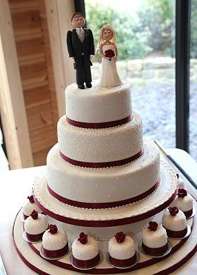 any cake maker HIB's in the north west!