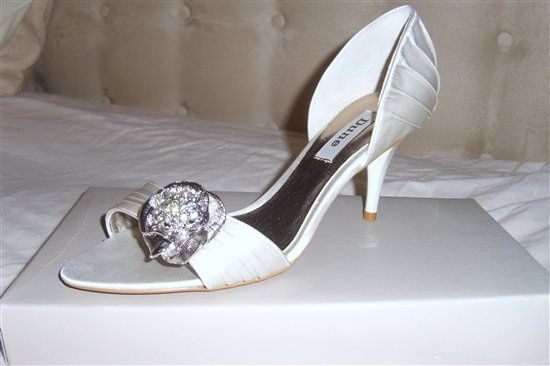 Pics of things so far...