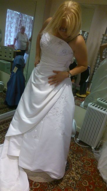 Wedding outfit **FLASH**!! Also cuz I need advice….	