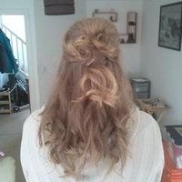 Re: Half Up or All Down hair do's, post your pics please