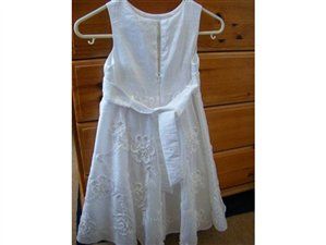 Flowergirl/young bridesmaid dress for sale
