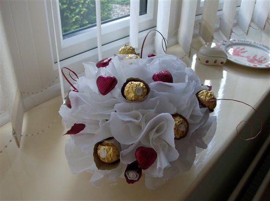 Re: Help please from someone crafty - chocolate centerpieces