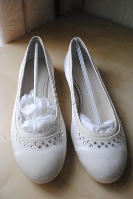 Re: Flat size 6 wedding shoes