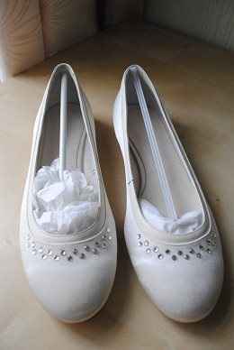 Re: Flat size 6 wedding shoes
