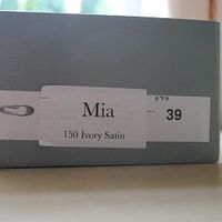 BRAND NEW NEVER WORN Rachel Simpson Flats and Heels