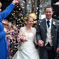 I'm back as Mrs W! **flash**