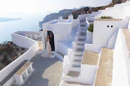 Re: Santorini - Anyone got any experience?