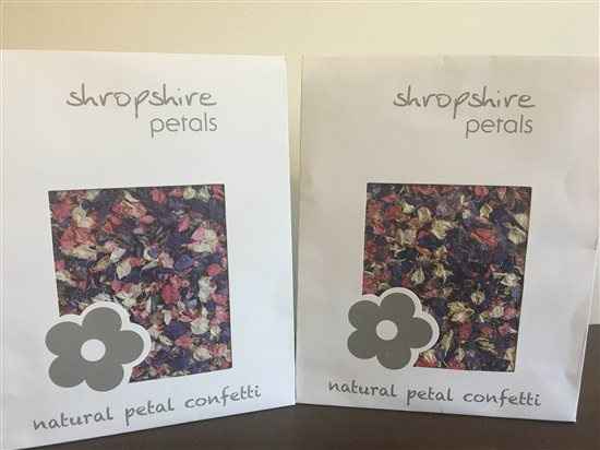 Natural flower confetti 