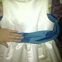 Gorgeous Flower girl/Junior bridesmaids dress for sale