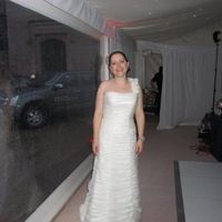 Re: WANTED......SLINKY WEDDING DRESS FLASHES PLEASE!