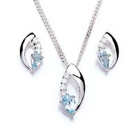 Bridesmaids Jewelery, help 