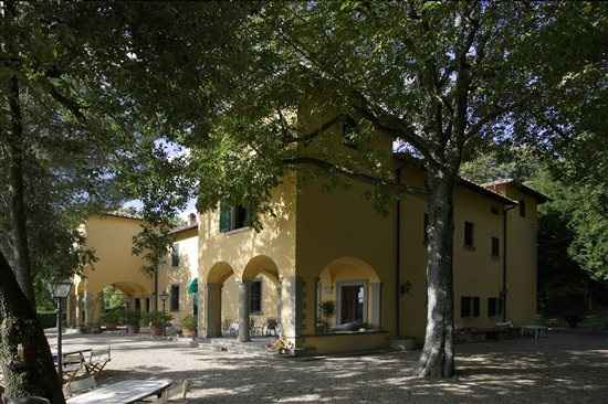 Our Italian honeymoon is all booked! *flash*