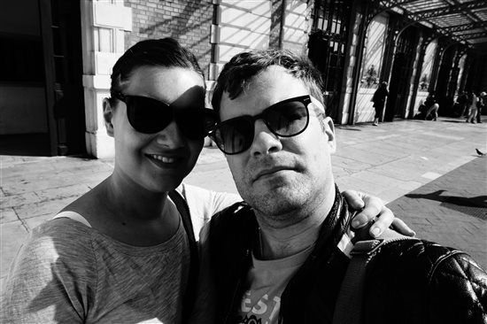 honeymoon flash!