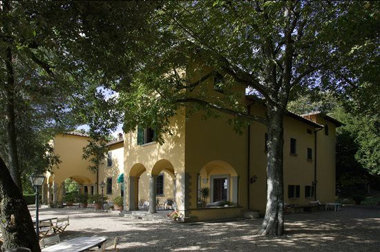 Our Italian honeymoon is all booked! *flash*