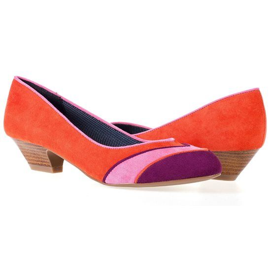 Re: Girls. You need new boots.