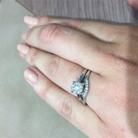 Partly PP: Self Indulgent Wedding Ring FLASH!! (With a side of bunting!)