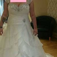 Don't know what to do with my hair / veil / tiara ... help please!
