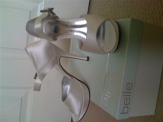 Re: ivory wedding shoes