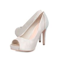 Re: Inspiration needed for wedding shoes - flash me yours!!