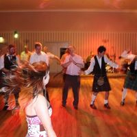 Re: Welshthistle's very belated wedding report - but with a big *FLASH*!