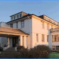 Re: Where is everyone getting married?!