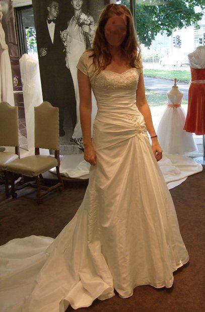 Lots for Sale including Maggie Sottero 'Coco' UK8