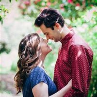 Re: Engagement shoot - what to wear?
