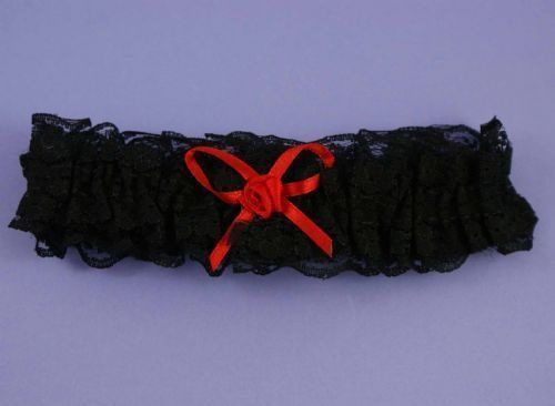 Re: Flash me your garters