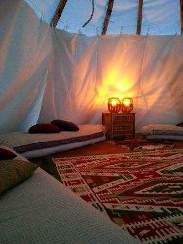 I'm going glamping! Flashes