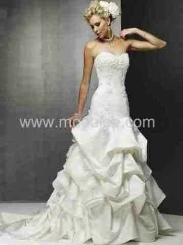 I need your help ladies :) I need to find this dress 