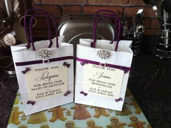 Re: Under 9 months - cheeky flash :)