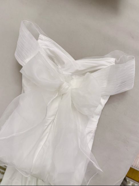 Two stunning, high-quality wedding dresses at unbeatable prices—don’t miss out! - 5