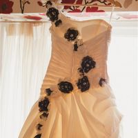 Re: Colourful wedding dress