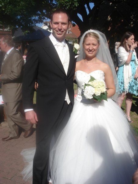 im back !! and married !! 