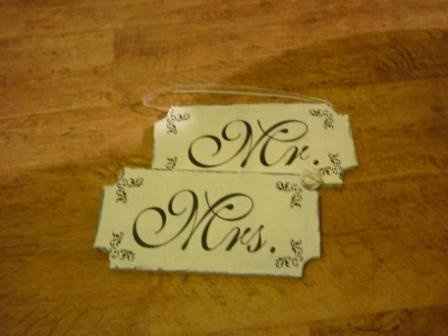 Re: Mr & Mrs signs