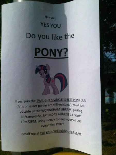 Re: Hitched Photo A Week: Week Three