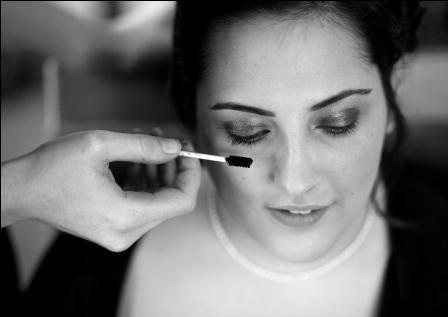 Re: Anyone having falsies / lash extensions for the big day?