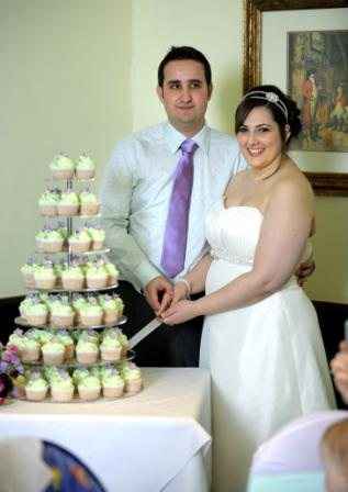 Re: CupCake wedding cake